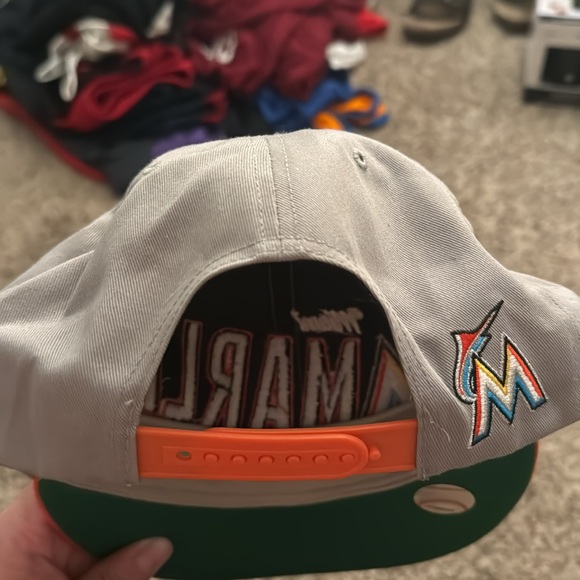 Miami Marlins SnapBack - Picture 2 of 2